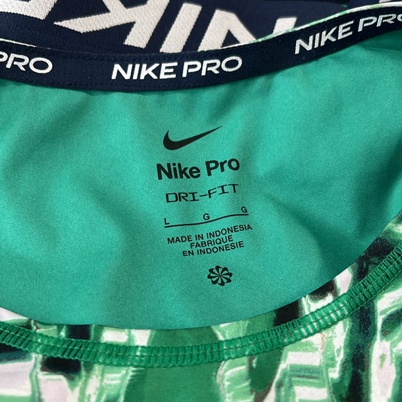 NIKE PRO Dri Fit Women's Malachite Print Training Tank Top-Large - Picture 3 of 4